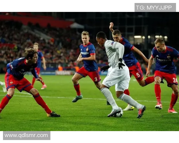 阿尔克马与安特卫普对决结果揭晓比赛精彩瞬间回顾